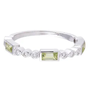 0.15ctw Diamond and Peridot Ring