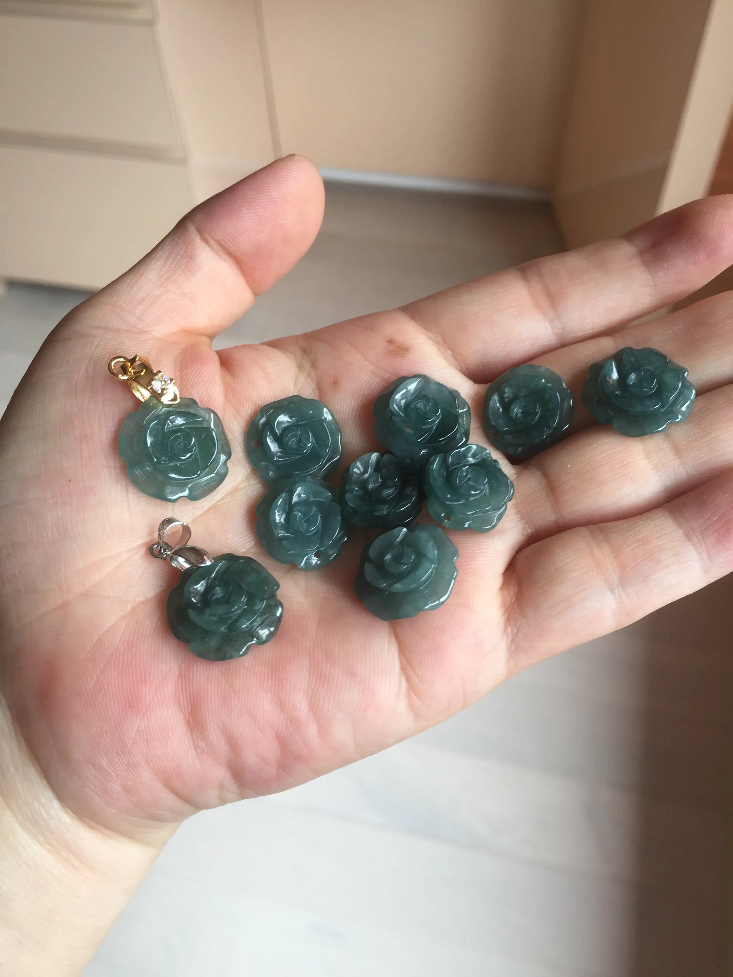 100% Natural blue green gray Guatemala jadeite Jade flower pendant group AR113