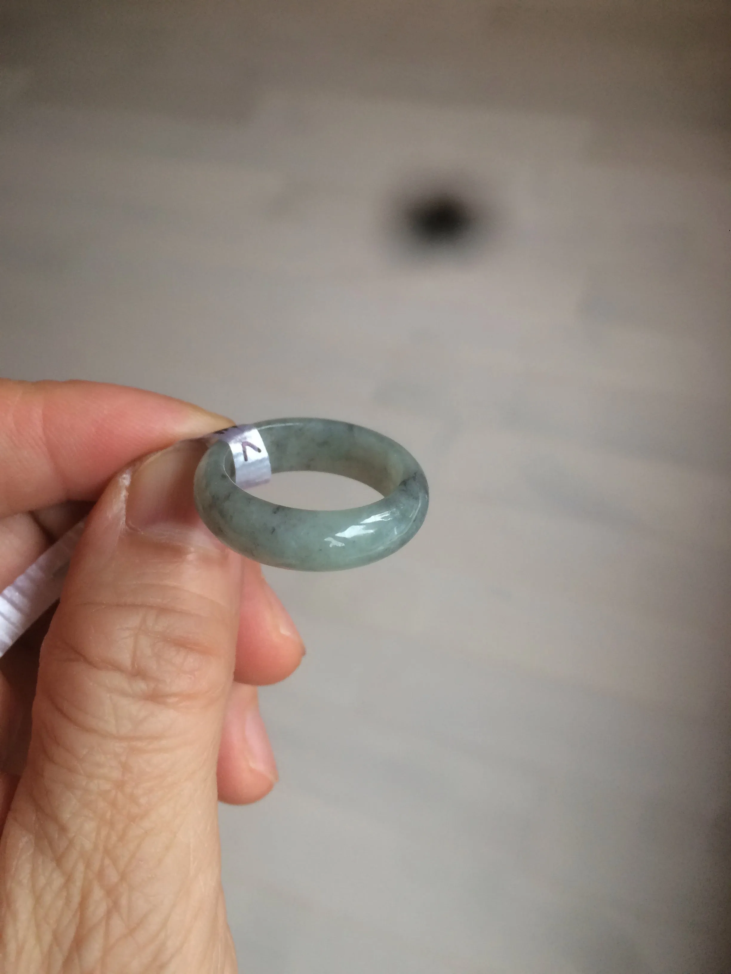 100% natural type A green/black (青花乌鸡芝麻糊) jadeite jade band ring AE57