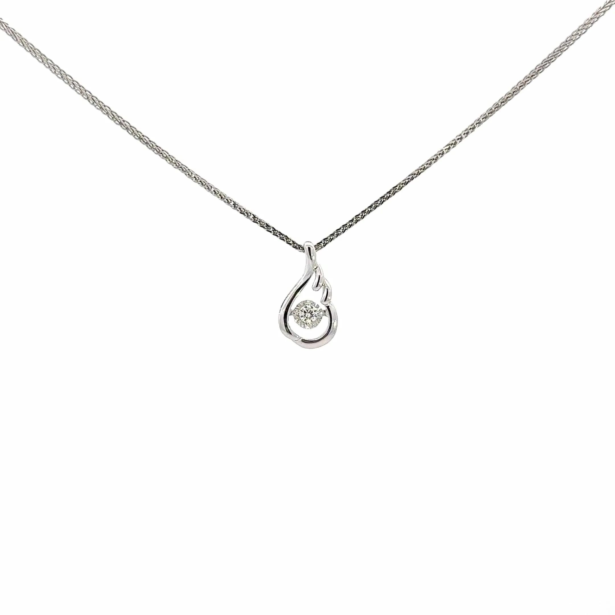 18K White Gold Diamond Pendant Necklace