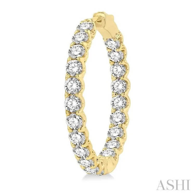 8 Ctw Round Cut Diamond In-Out Hoop Earring in 14K Yellow Gold