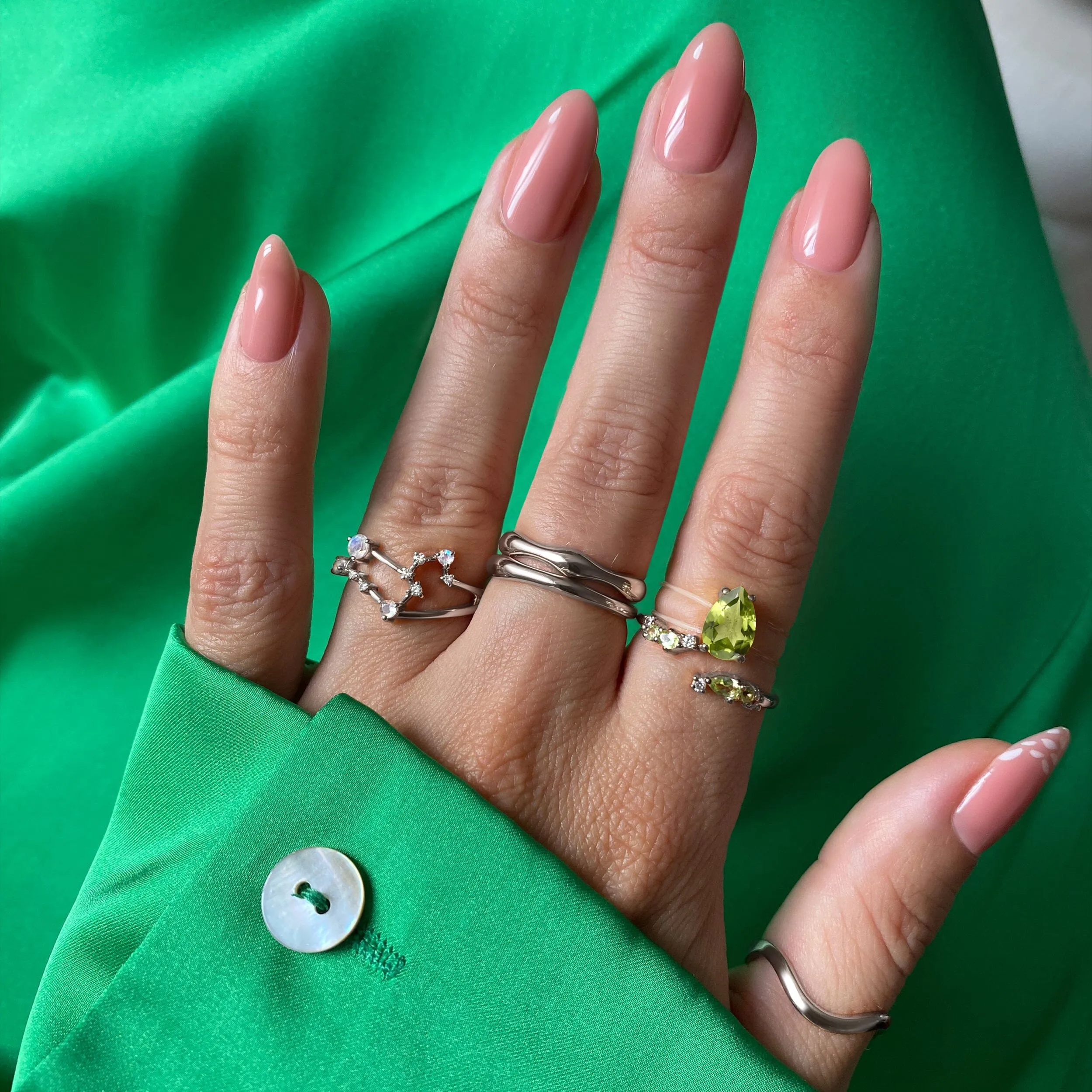 Adjustable Peridot Ring Flourish - August Birthstone