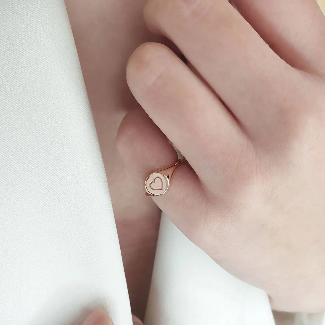 Dainty Heart Signet Ring