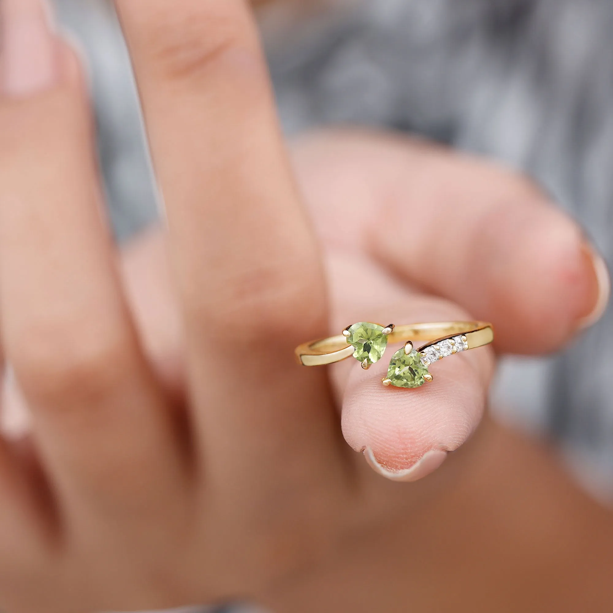 Heart Peridot Promise Ring with Diamond