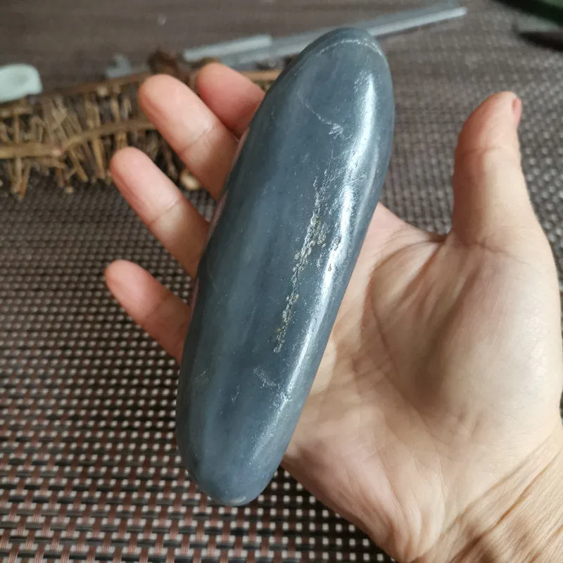 Natural Hetian Jade Rough Nephrite Raw (328g, 13X4X3cm)