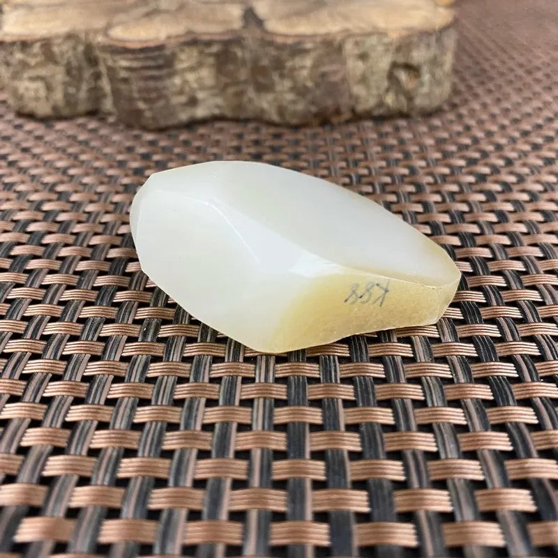 Natural Hetian Jade Rough Nephrite Raw (45g,5.0X3.6X3.0cm)