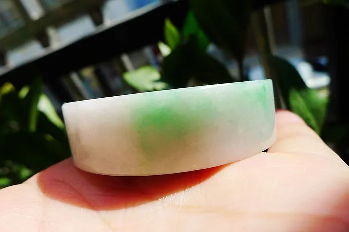 Natural Jade Rough Jadeite Raw (100g,5.24x1.47cm)