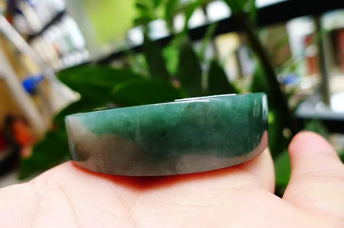 Natural Jade Rough Jadeite Raw (102g,5.6X1.4cm)