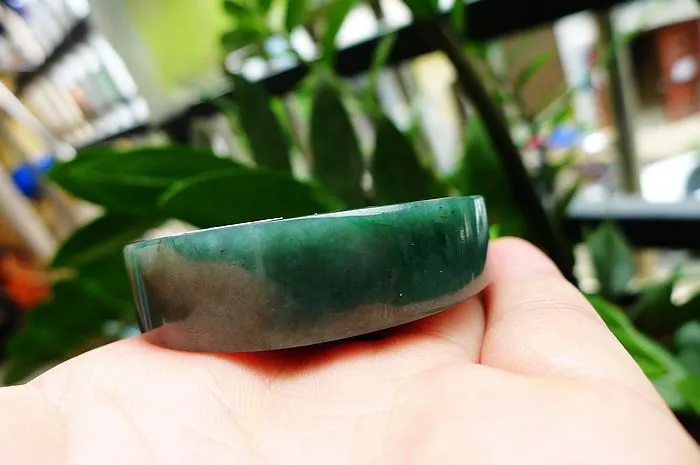 Natural Jade Rough Jadeite Raw (102g,5.6X1.4cm)