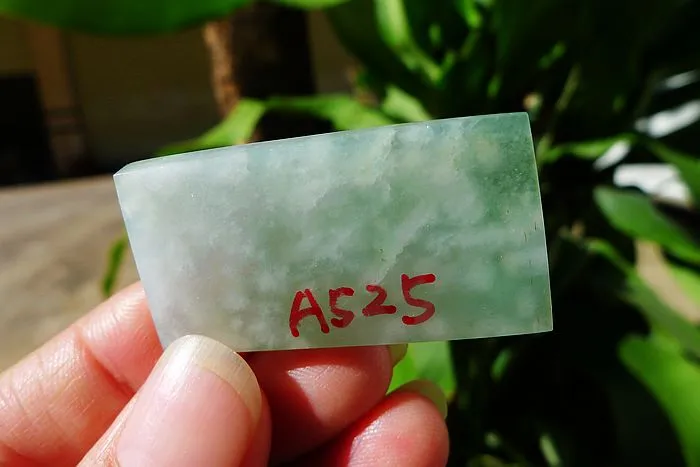 Natural Jade Rough Jadeite Raw (10g,3.9X2.1X0.45cm)