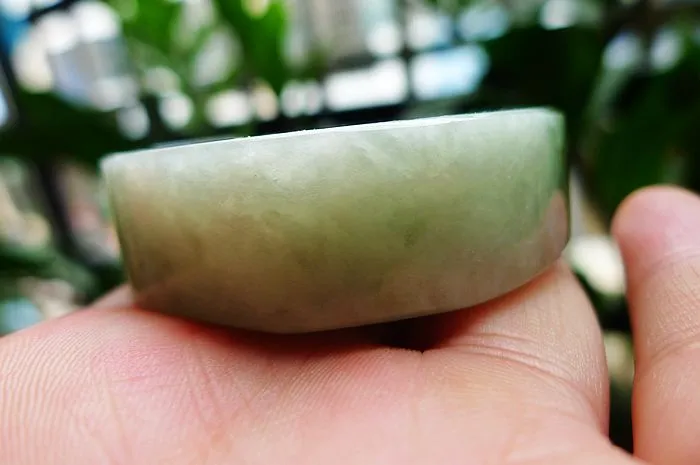 Natural Jade Rough Jadeite Raw (115g,5.4X1.5cm)