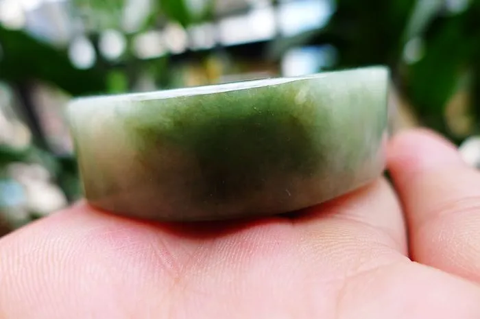 Natural Jade Rough Jadeite Raw (115g,5.4X1.5cm)