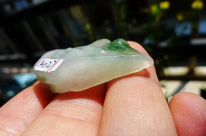 Natural Jade Rough Jadeite Raw (11g,3.6X2.4X0.95cm)