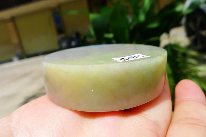 Natural Jade Rough Jadeite Raw (134g,5.65X5.65X1.55cm)