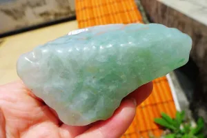 Natural Jade Rough Jadeite Raw (142g,8.7X5.9X2.4cm)