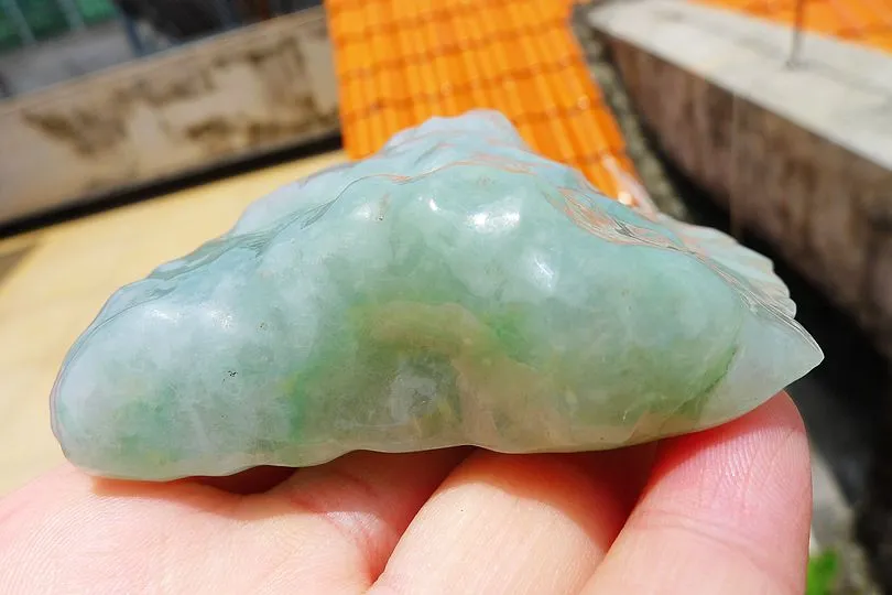 Natural Jade Rough Jadeite Raw (142g,8.7X5.9X2.4cm)