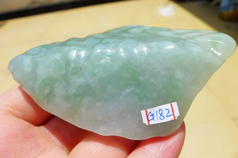 Natural Jade Rough Jadeite Raw (142g,8.7X5.9X2.4cm)