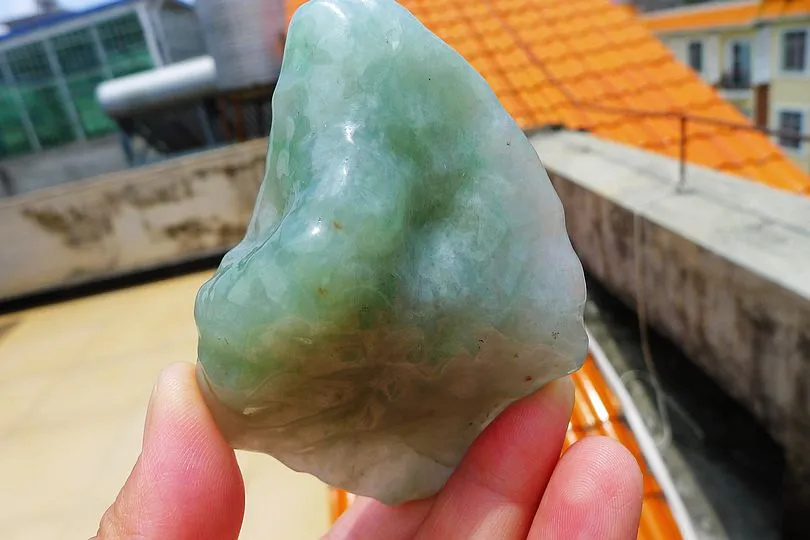 Natural Jade Rough Jadeite Raw (142g,8.7X5.9X2.4cm)