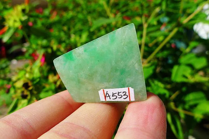 Natural Jade Rough Jadeite Raw (22g,2.7X2.3X1.3cm)