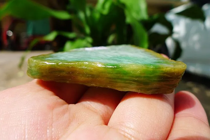 Natural Jade Rough Jadeite Raw (54g,6.7X5.1X0.9cm)