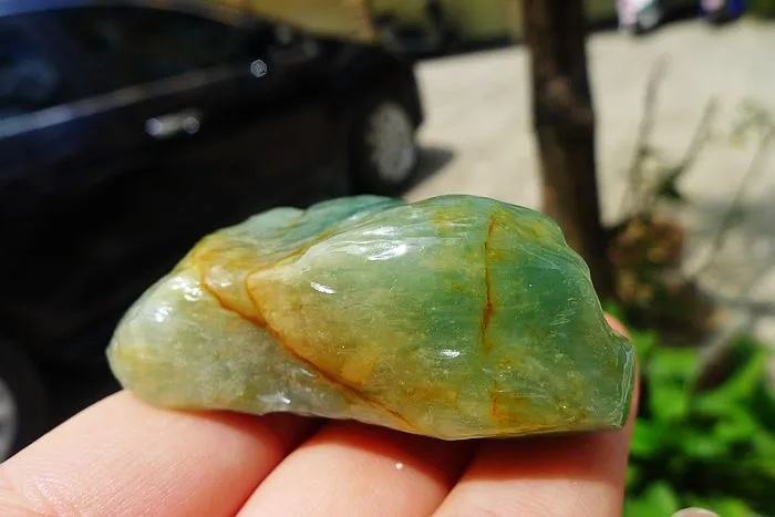 Natural Jade Rough Jadeite Raw (56g,5.7X2.4X2.3cm)