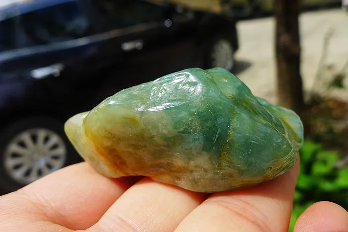 Natural Jade Rough Jadeite Raw (56g,5.7X2.4X2.3cm)