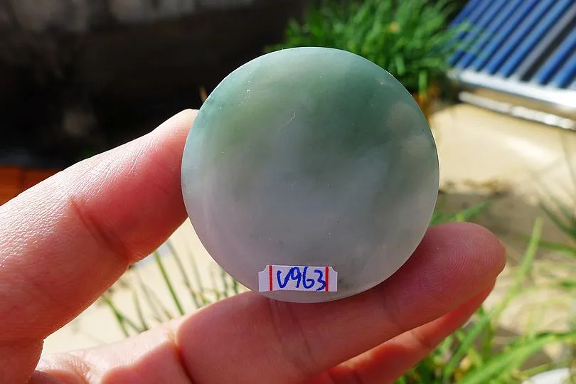 Natural Jade Rough Jadeite Raw (60g,3.8X3.8X1.55cm)