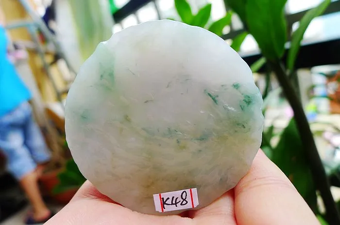 Natural Jade Rough Jadeite Raw (88g,5.3X1.3cm)