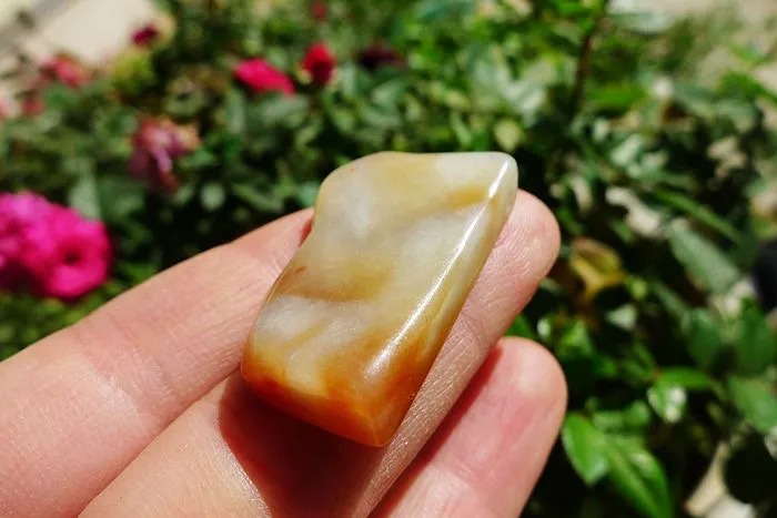 Natural Jade Rough Jadeite Raw (9.4g,3.2X1.9X0.6cm)