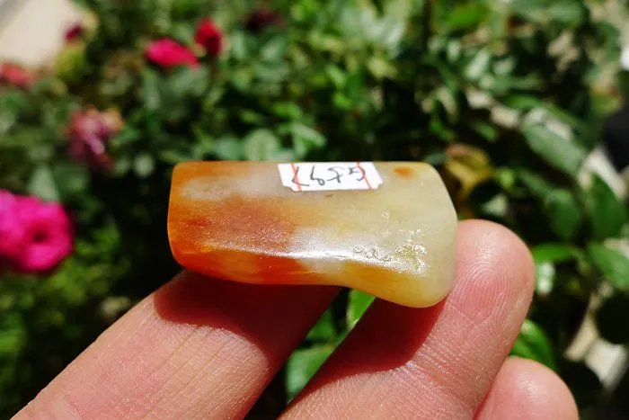 Natural Jade Rough Jadeite Raw (9.4g,3.2X1.9X0.6cm)