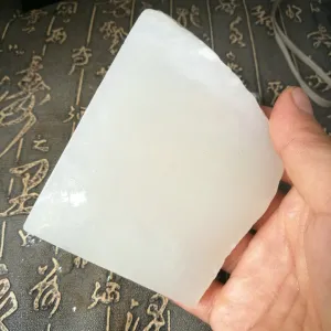 Natural Kunlun Jade Rough Nephrite Raw (158g, 9X6.5X1cm)