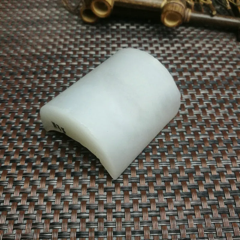 Natural Kunlun Jade Rough Nephrite Raw (167g,5.7X5.2X2cm)