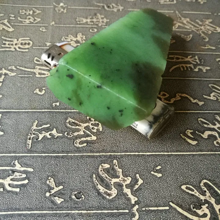 Natural Kunlun Jade Rough Nephrite Raw (172g, 9X4.3X2cm)