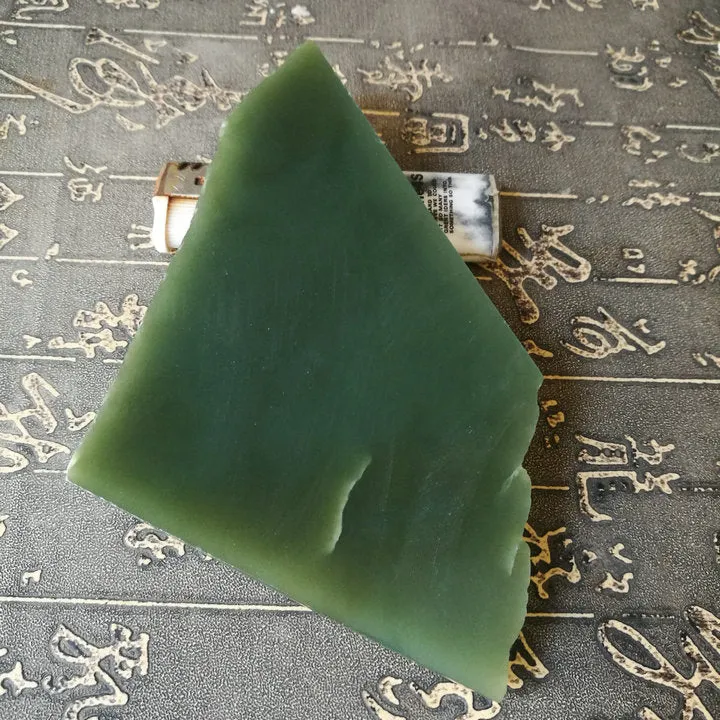 Natural Kunlun Jade Rough Nephrite Raw (255g, 11.5X8X1.1cm)