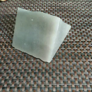 Natural Kunlun Jade Rough Nephrite Raw (270g,7X5.8X4cm)