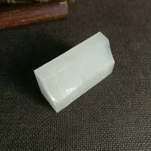 Natural Kunlun Jade Rough Nephrite Raw (35g,4.1X2.3X1.5cm)