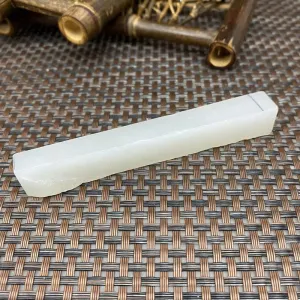 Natural Kunlun Jade Rough Nephrite Raw (36g,9.3X1.3X0.9cm)