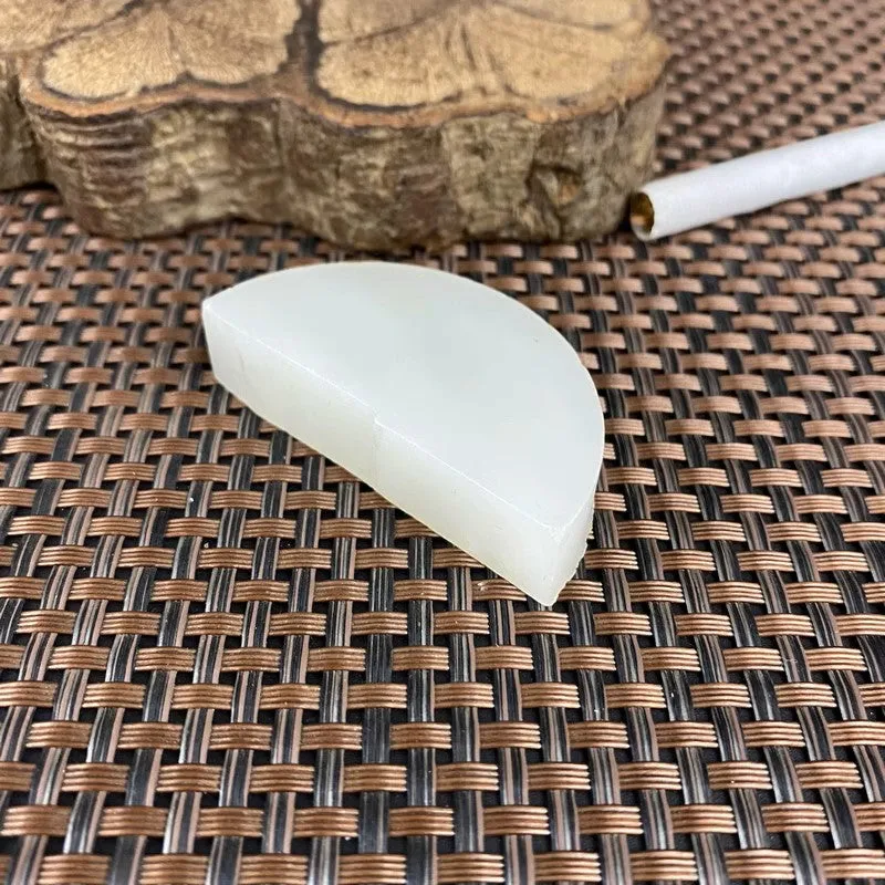 Natural Kunlun Jade Rough Nephrite Raw (38g,5.2X2.6X1.2cm)