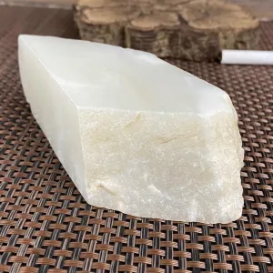 Natural Kunlun Jade Rough Nephrite Raw (408g,12.6X5.0X3.9cm)