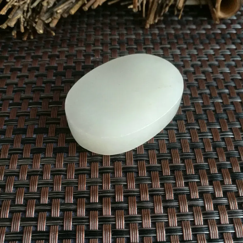 Natural Kunlun Jade Rough Nephrite Raw (41g,4.7X3.4X1.1cm)