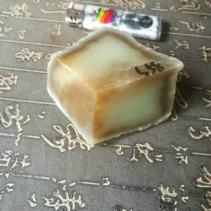 Natural Kunlun Jade Rough Nephrite Raw (450g, 7.5X5.5X4cm)