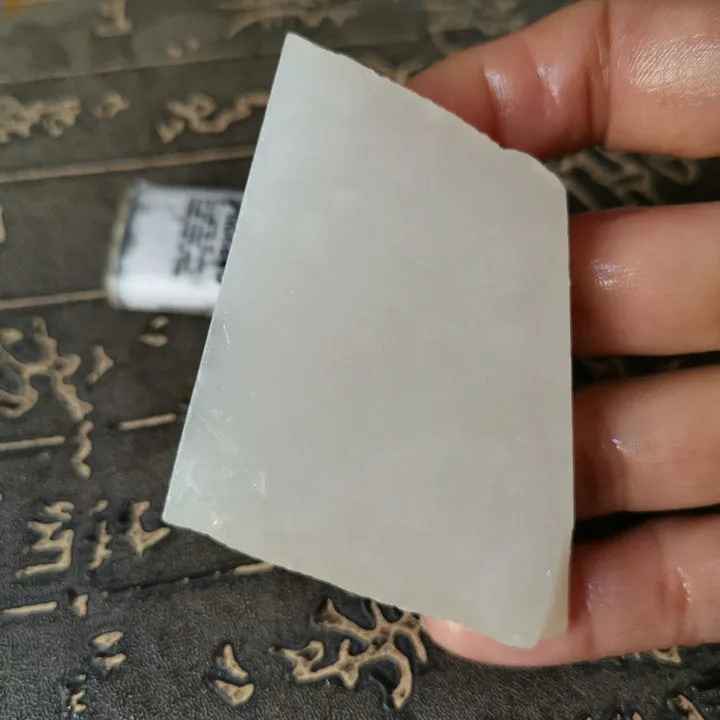 Natural Kunlun Jade Rough Nephrite Raw (53g, 5.5X4X0.8cm)