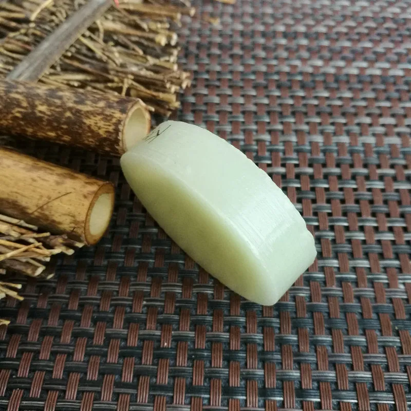 Natural Kunlun Jade Rough Nephrite Raw (57g,5X4X1.3cm)