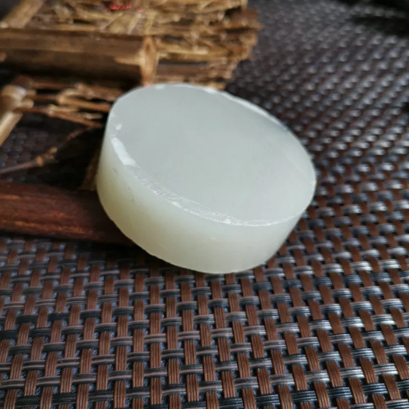 Natural Kunlun Jade Rough Nephrite Raw (5.8X1.9cm)