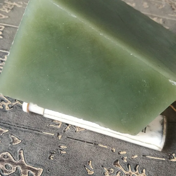 Natural Kunlun Jade Rough Nephrite Raw (667g, 7.5X6X3.5cm)