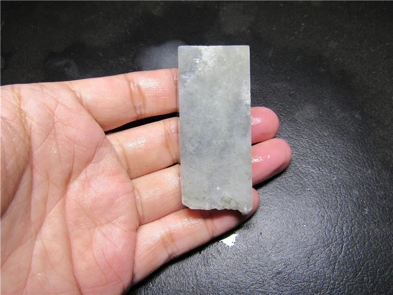 Natural Kunlun Jade Rough Nephrite Raw (67.04g, 59X23X23mm)