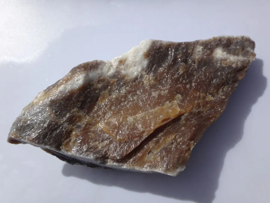 Natural Kunlun Jade Rough Nephrite Raw (753g, 19X9X2cm)