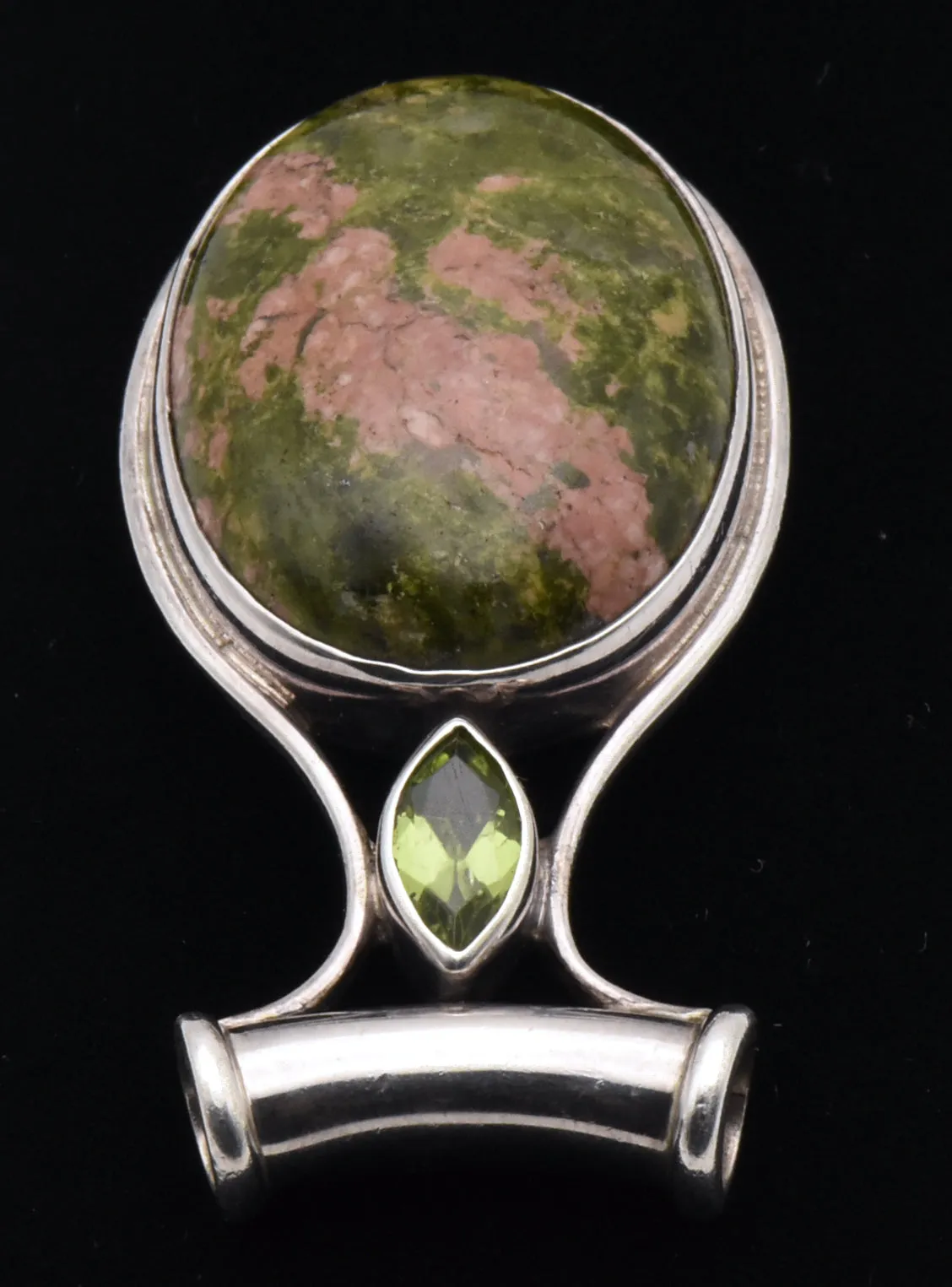 Sajen - Sterling Silver Unakite with Peridot Pendant