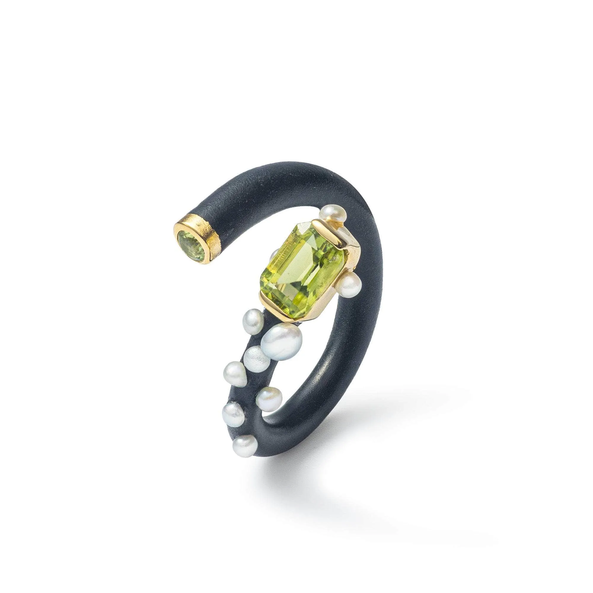 Verdor Peridot and White Pearl Ring